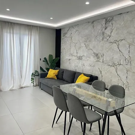 El Cardenal Apartment